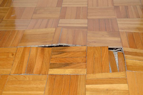 Parquet Pamplona · Reparación de suelos de parquet en Pamplona